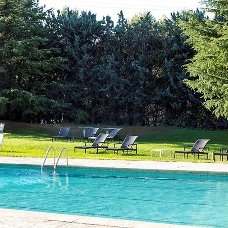 Best Western Domaine De Roquerousse Salon-de-Provence Exterior foto
