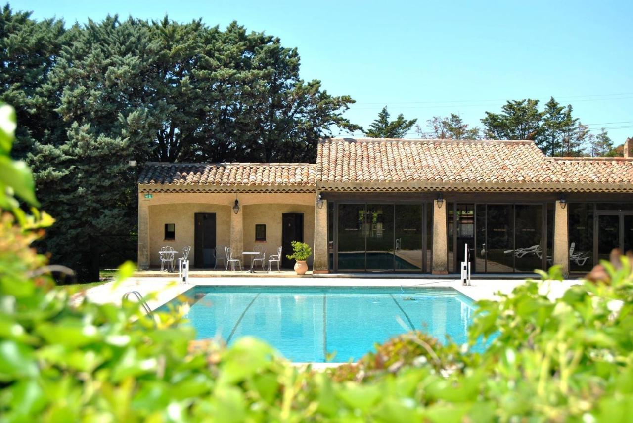 Best Western Domaine De Roquerousse Salon-de-Provence Exterior foto