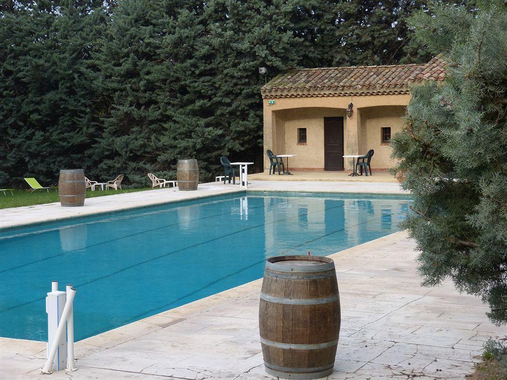 Best Western Domaine De Roquerousse Salon-de-Provence Exterior foto