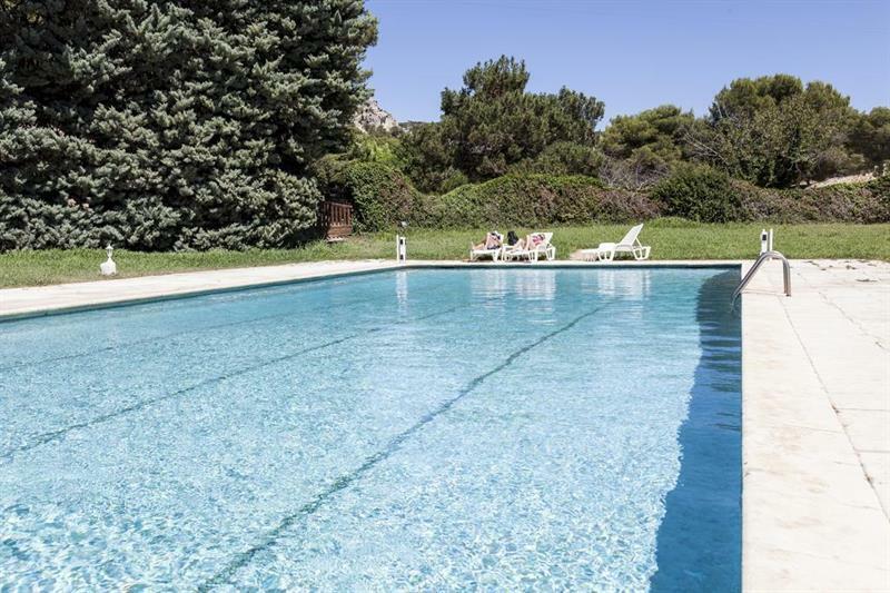 Best Western Domaine De Roquerousse Salon-de-Provence Exterior foto
